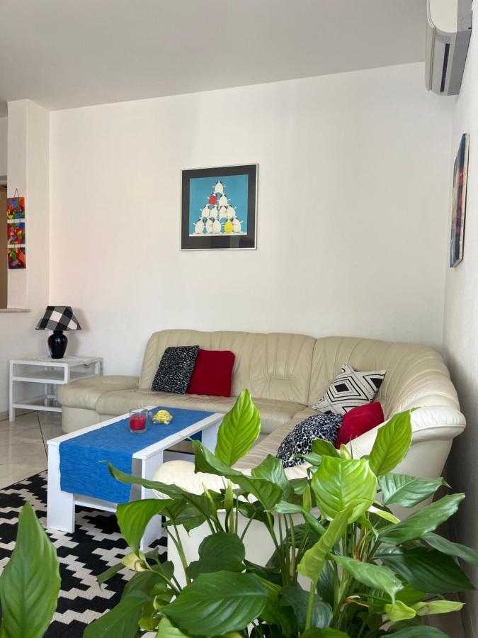 Old Town Center Apartments Supetar Exterior foto